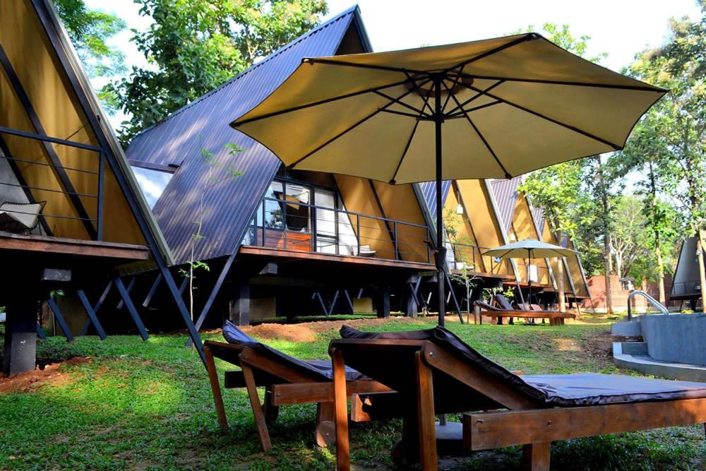 Kottawatta River Bank Resort Udawalawe Luaran gambar