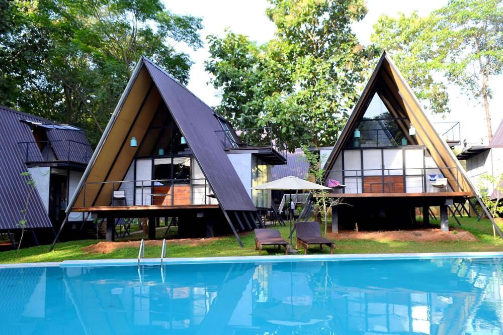 Kottawatta River Bank Resort Udawalawe Luaran gambar